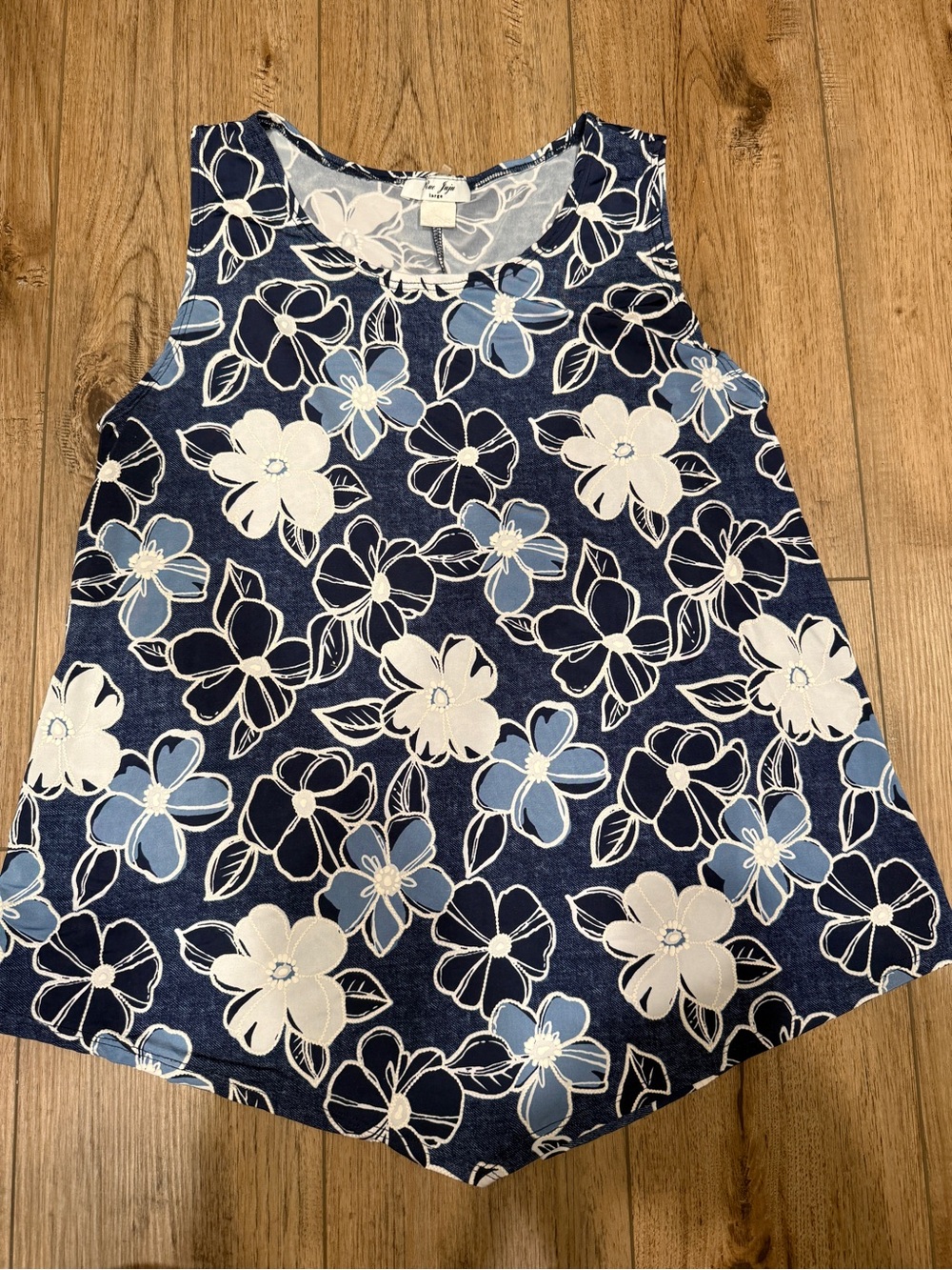 Blue floral tank